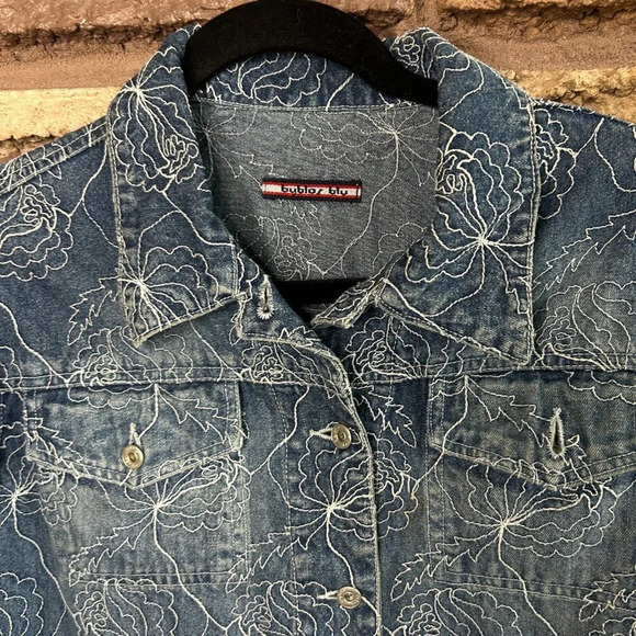 Byblos Blu Embroidered Cropped Denim Jean Jacket Size 8 - Picture 6 of 9